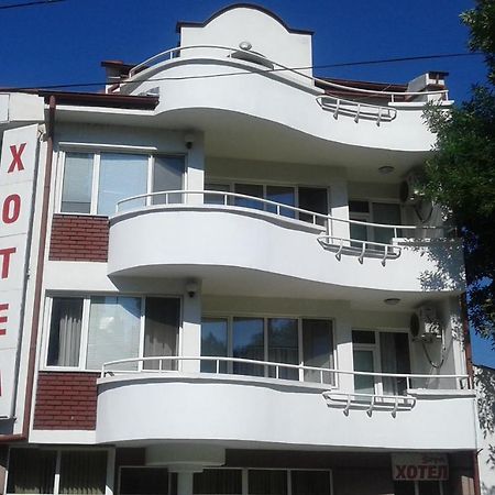 Hotel Zora 维丁 外观 照片