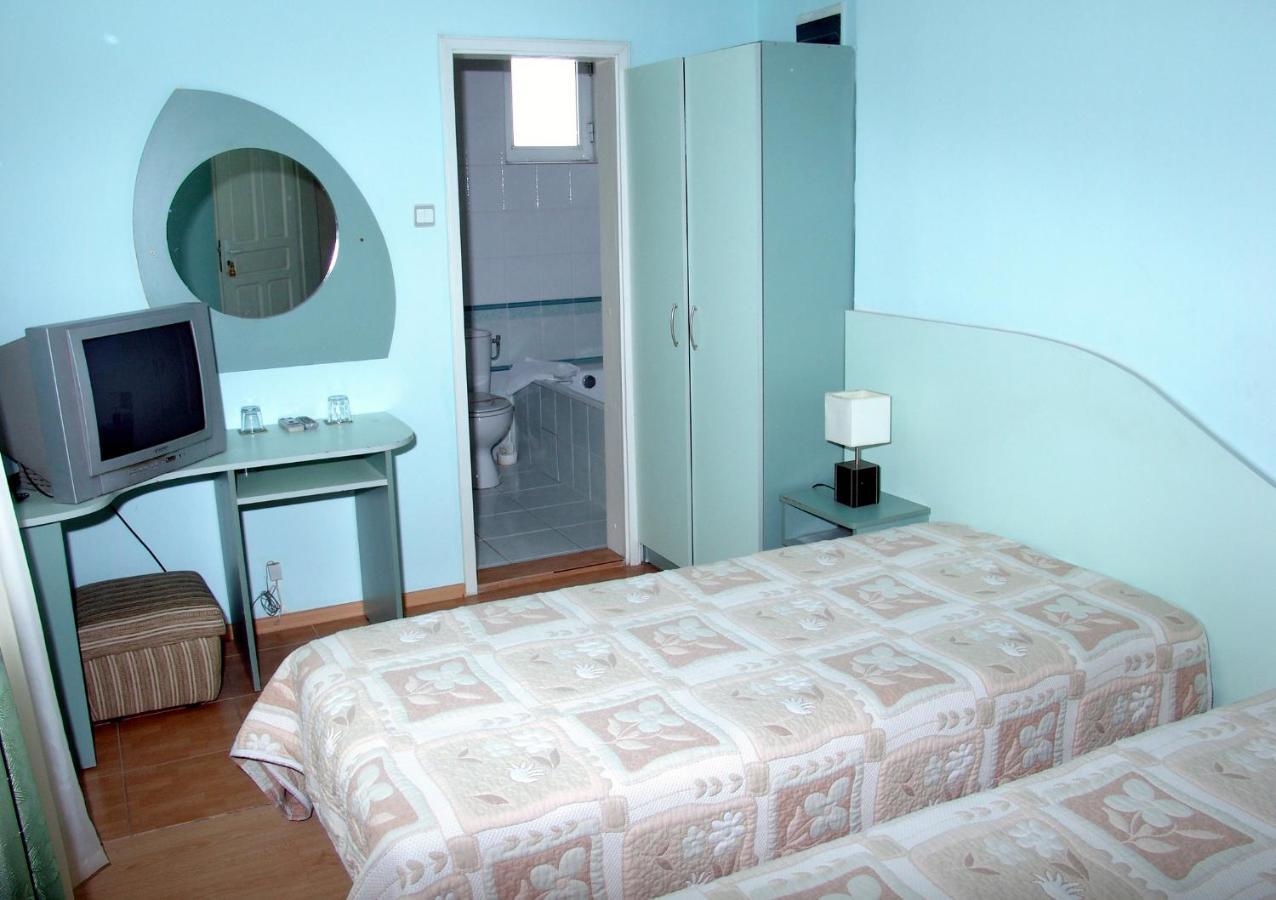 Hotel Zora 维丁 外观 照片