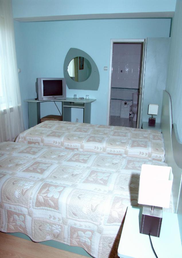 Hotel Zora 维丁 外观 照片